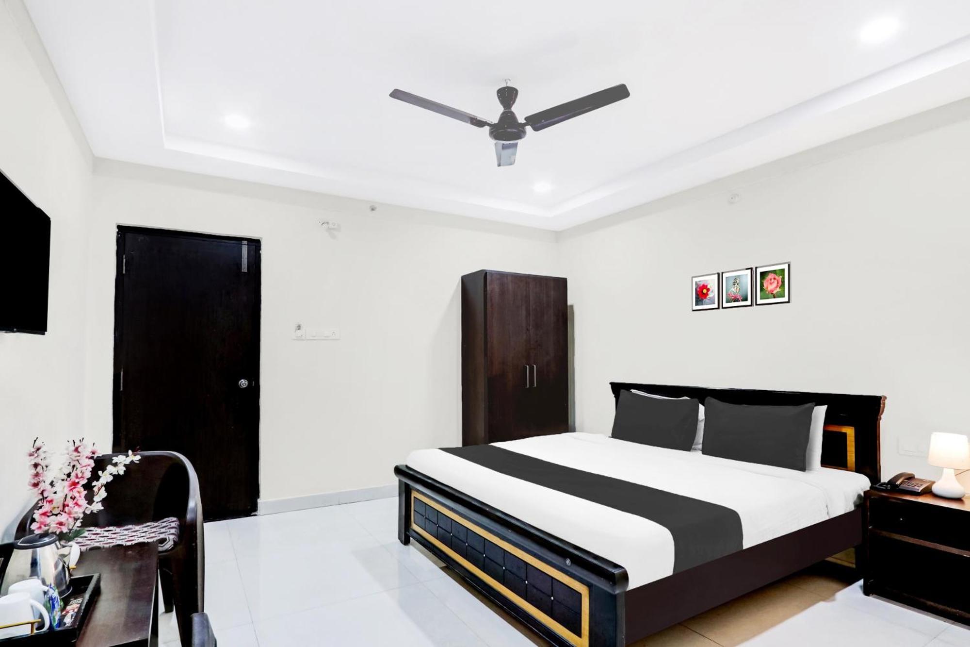 Super Townhouse Daba Garden Road Otel Visakhapatnam Dış mekan fotoğraf